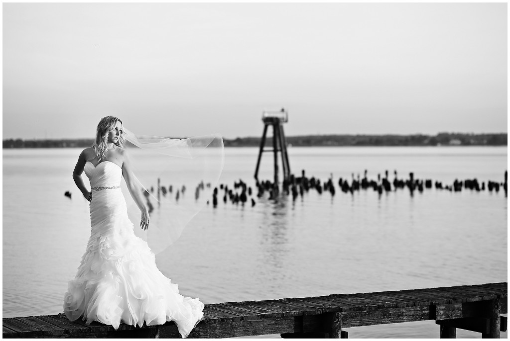 Bridal-Session-on-the-water-at-Tappahonnock-River-Richmond-Virginia-Photos-by-Ashley-Glasco-Photography (28)