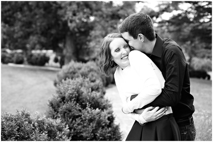 Engagement-Session-at-Maymont-Park-Richmond-Virginia-Photos-by-Ashley-Glasco-Photography (2)