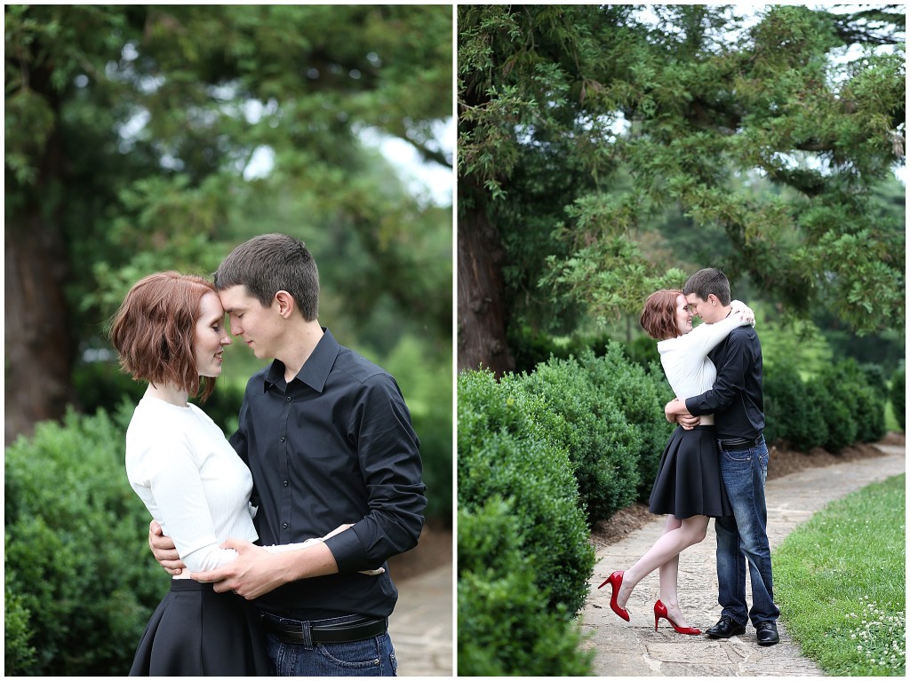 Engagement-Session-at-Maymont-Park-Richmond-Virginia-Photos-by-Ashley-Glasco-Photography (3)
