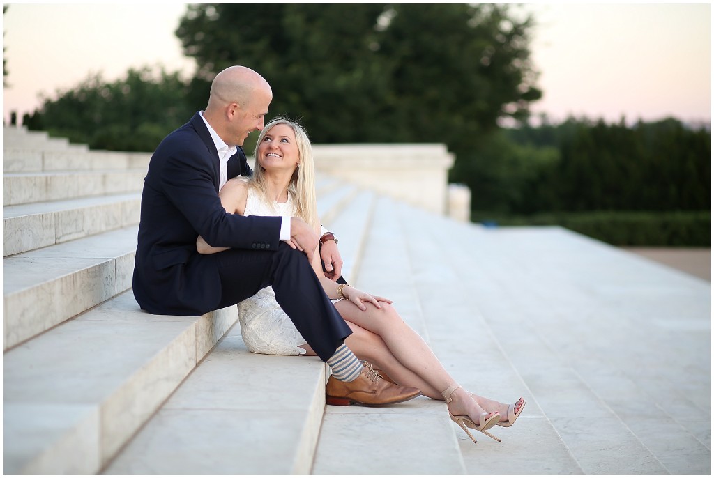 Engagement-Session-at-the-Jefferson-Memorial-Washington-DC-Photos-by-Ashley-Glasco-Photography (14)
