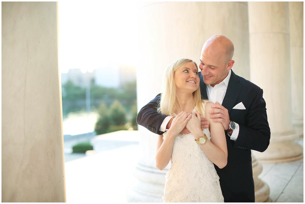 Engagement-Session-at-the-Jefferson-Memorial-Washington-DC-Photos-by-Ashley-Glasco-Photography (28)