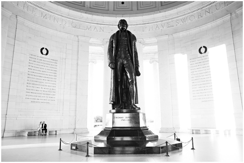 Engagement-Session-at-the-Jefferson-Memorial-Washington-DC-Photos-by-Ashley-Glasco-Photography (31)