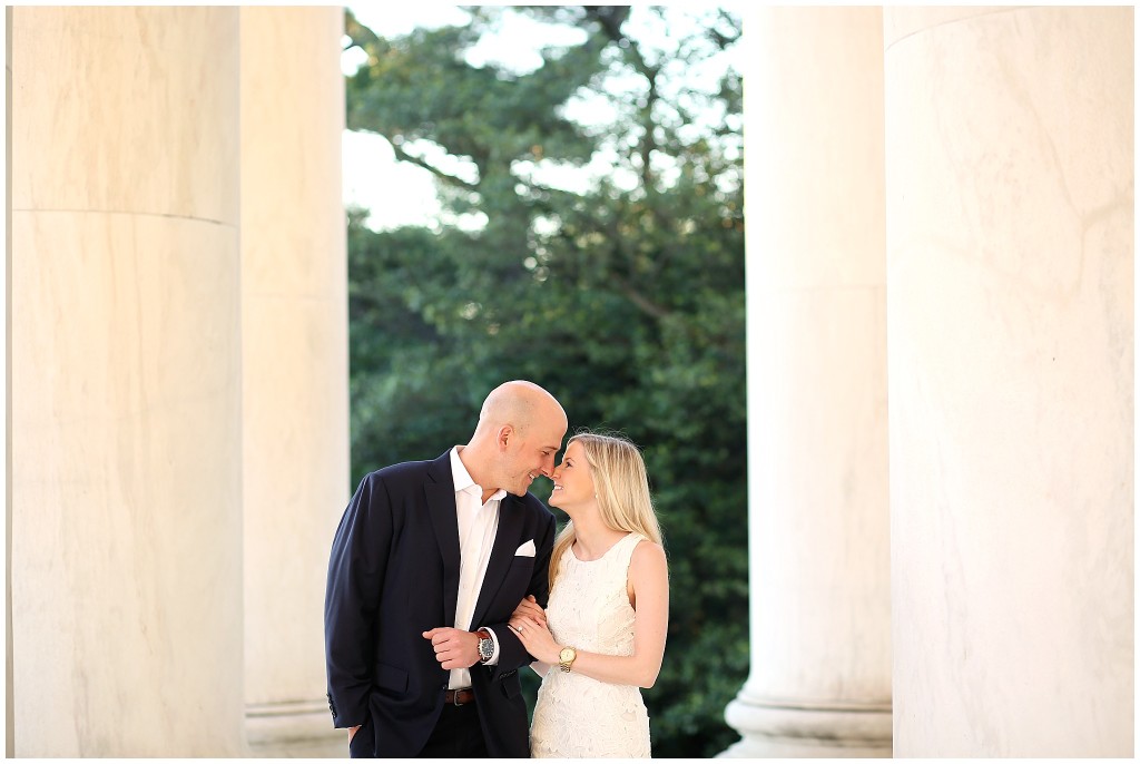 Engagement-Session-at-the-Jefferson-Memorial-Washington-DC-Photos-by-Ashley-Glasco-Photography (42)
