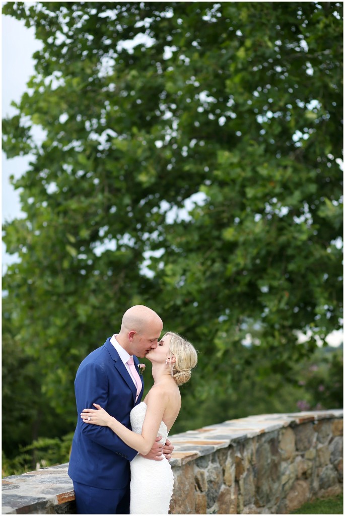 A-Classic-Wedding-at-Bluemont-Vineyard-Bluemont-VA-Photos-by-Ashley-Glasco-Photography (69)
