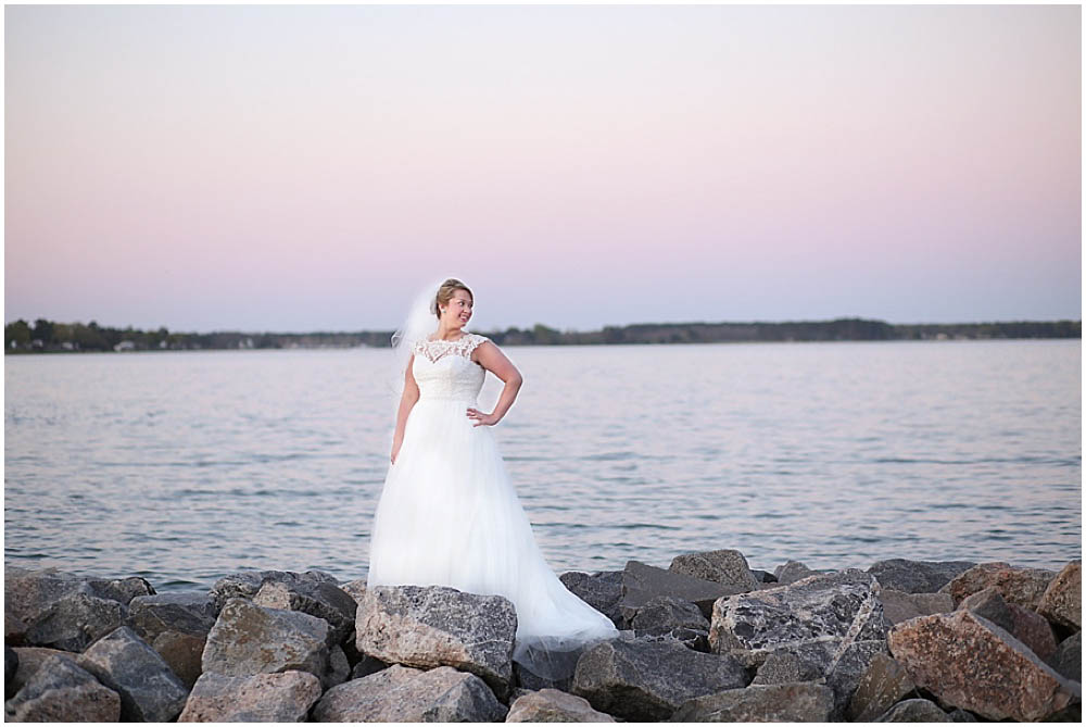 bridal-session-at-yorktown-beach-richmond-va-photography-by-ashley-glasco-photography-14