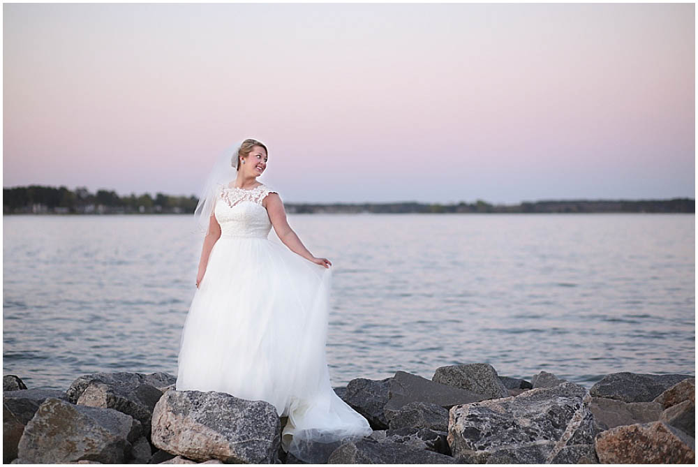 bridal-session-at-yorktown-beach-richmond-va-photography-by-ashley-glasco-photography-15