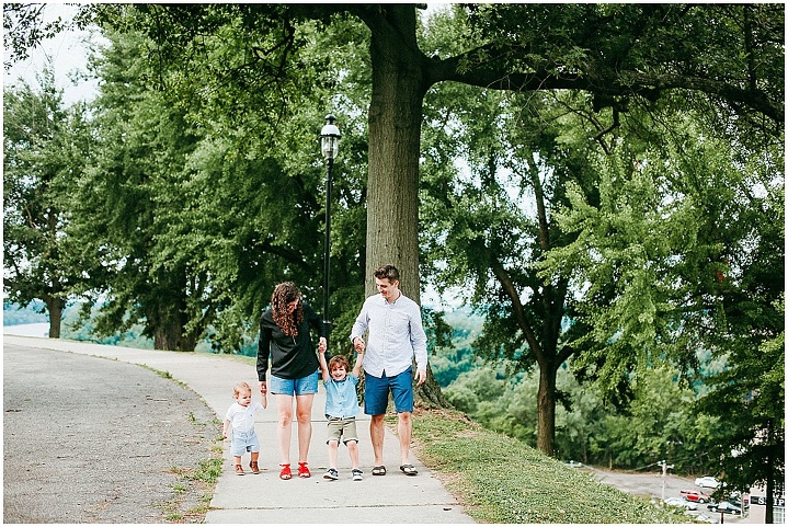 A-Family-Session-at-Libby-Hill-Park-Richmond-VA-Photography-by-Ashley-Glasco-Photography