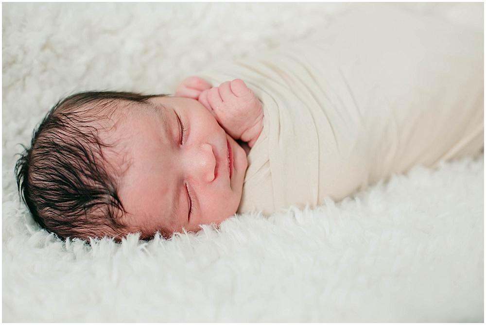 A-Lifestyle-Newborn-Session-Richmond-VA-Photography-by-Ashley-Glasco-Photography (25)