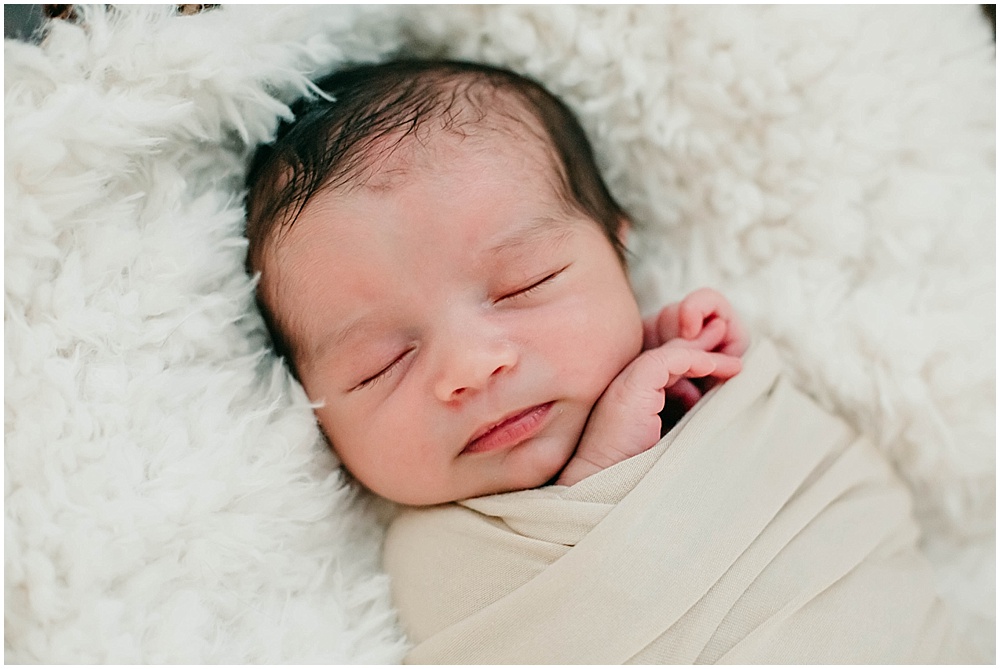 A-Lifestyle-Newborn-Session-Richmond-VA-Photography-by-Ashley-Glasco-Photography (27)