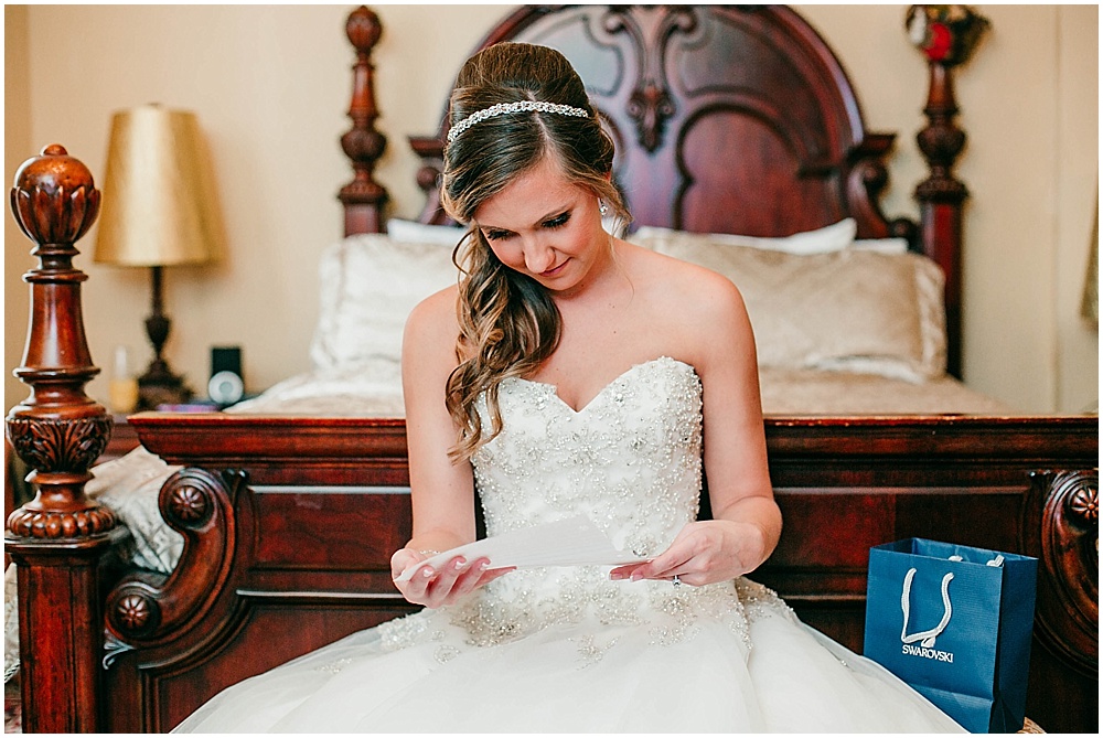 A-Classic-Wedding-at-the-Historic-Mankin-Mansion-Richmond-VA-Photography-by-Ashley-Glasco-Photography (15)