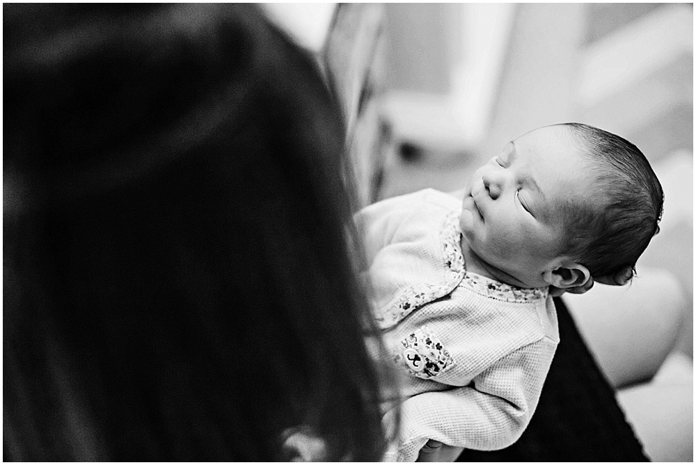 A-Lifestyle-Newborn-Session-Richmond-VA-Photography-by-Ashley-Glasco-Photography (4)