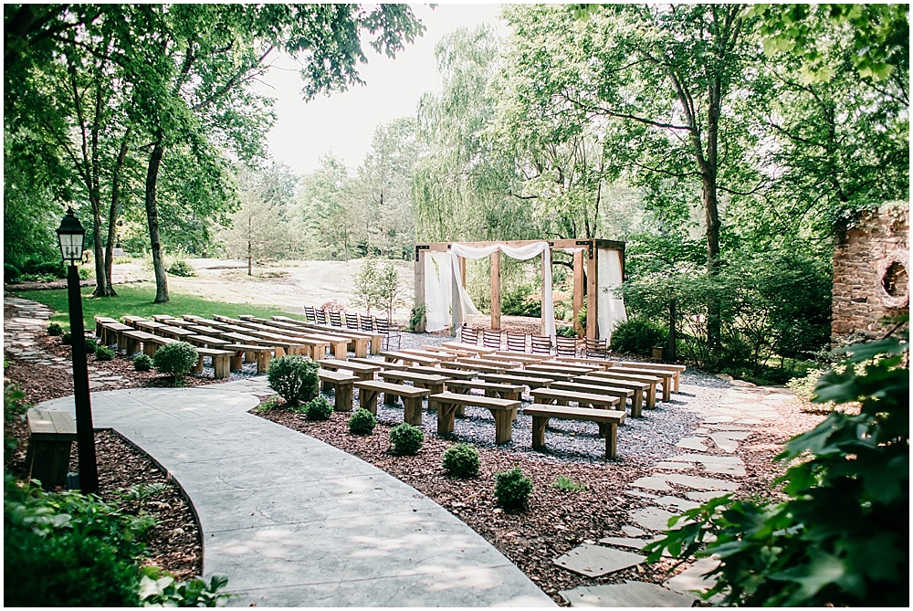 A-Classic-Wedding-at-the-Mill-at-Fine-Creek-Richmond-VA-Photography-by-Ashley-Glasco-Photography (30)