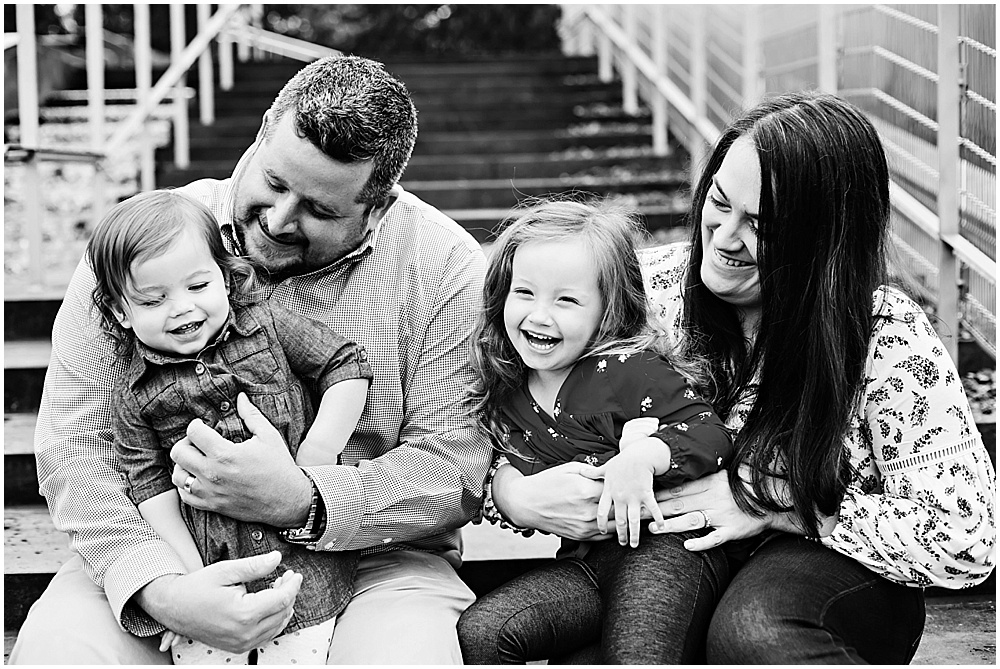 A-Family-Lifestyle-Session-at-the-VMFA-Richmond-VA-Photography-by-Ashley-Glasco-Photography (3)