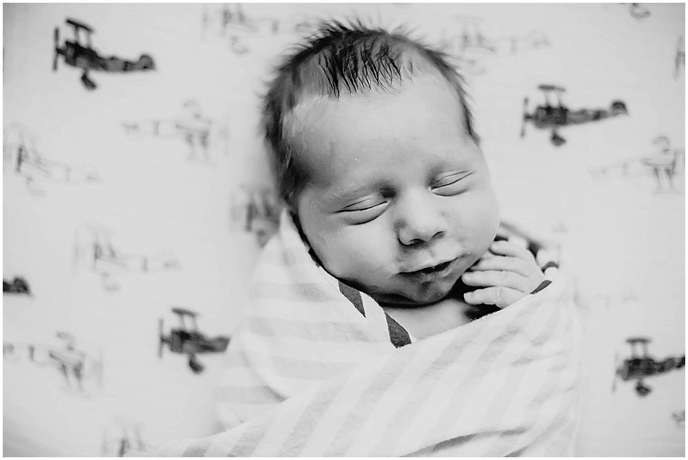 A-Newborn-Lifestyle-Session-Richmond-VA-Photography-by-Ashley-Glasco-Photography (7)